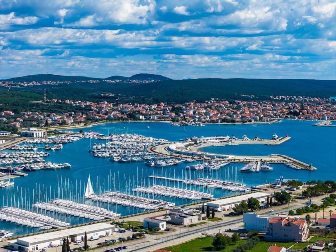 Apartmani Svitlana Sukošan Εξωτερικό φωτογραφία
